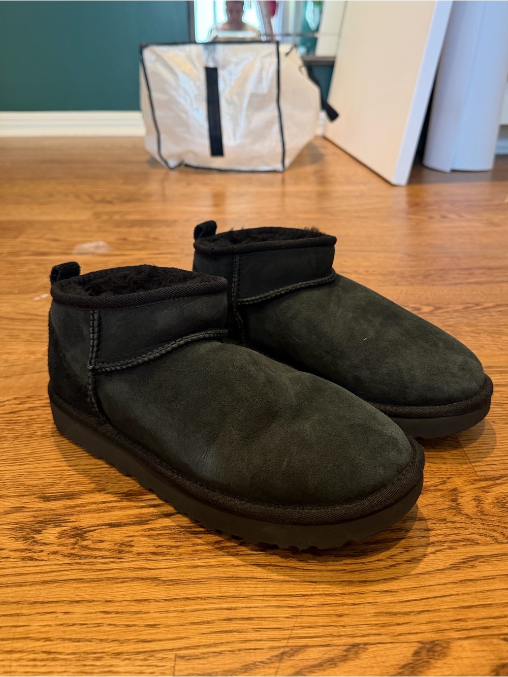 UGG Black Short Suede Shearling-Cuffed Ankle Booties